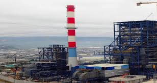 Ultimátum a eléctricas: Gobierno formula nuevos cargos por faltas a la norma de emisión
