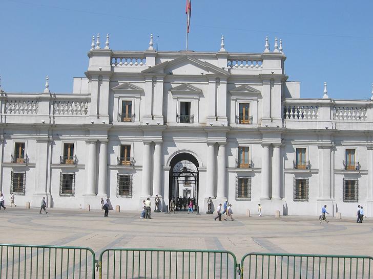 Críticas a Cristián Franz reflotan conflicto de interés en La Moneda