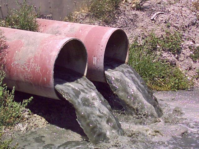 Maipú, Quilicura, San Bernardo y Las Condes son las comunas con más fuentes contaminantes de la Región Metropolitana