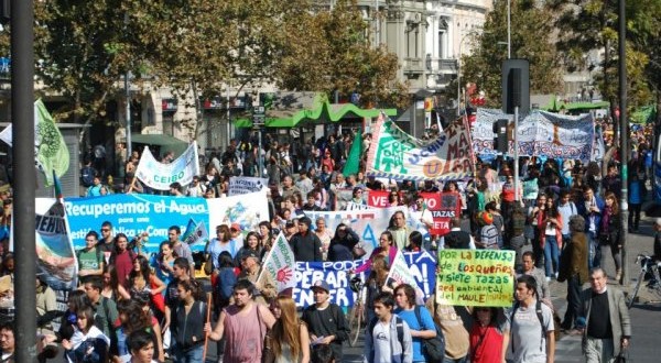 Marcha por el agua exige “derecho social en la Constitución”