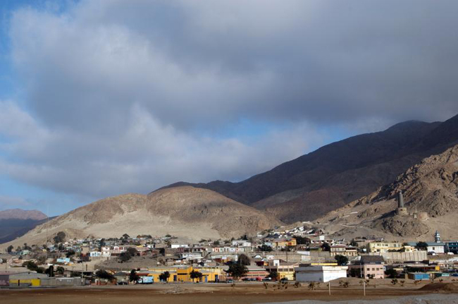 Verifican posibles daños por derrame de residuos mineros en Caleta Palito