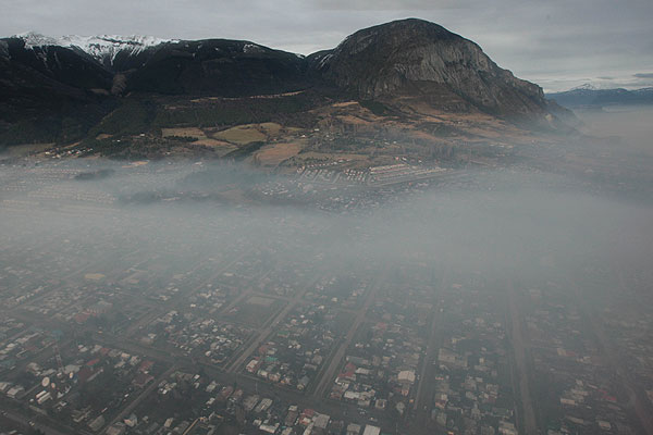 Coyhaique alcanza los máximos niveles de contaminación atmosférica registrados en el país