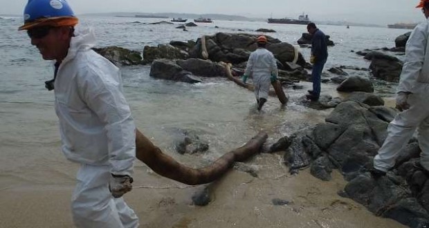 Pescadores y ambientalistas se tomaron la municipalidad de Quintero