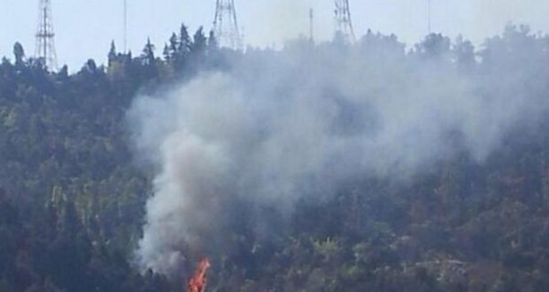 Sospechan intencionalidad en nuevo incendio que afectó al cerro San Cristóbal