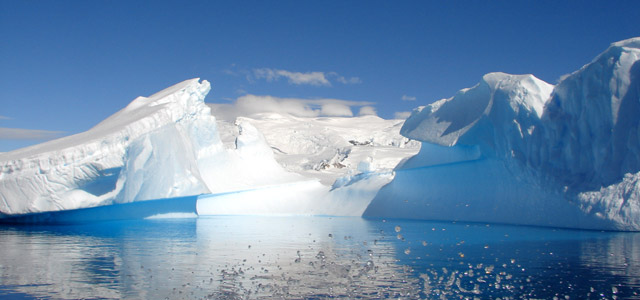 Antártica: Descubren peligrosos contaminantes en el agua