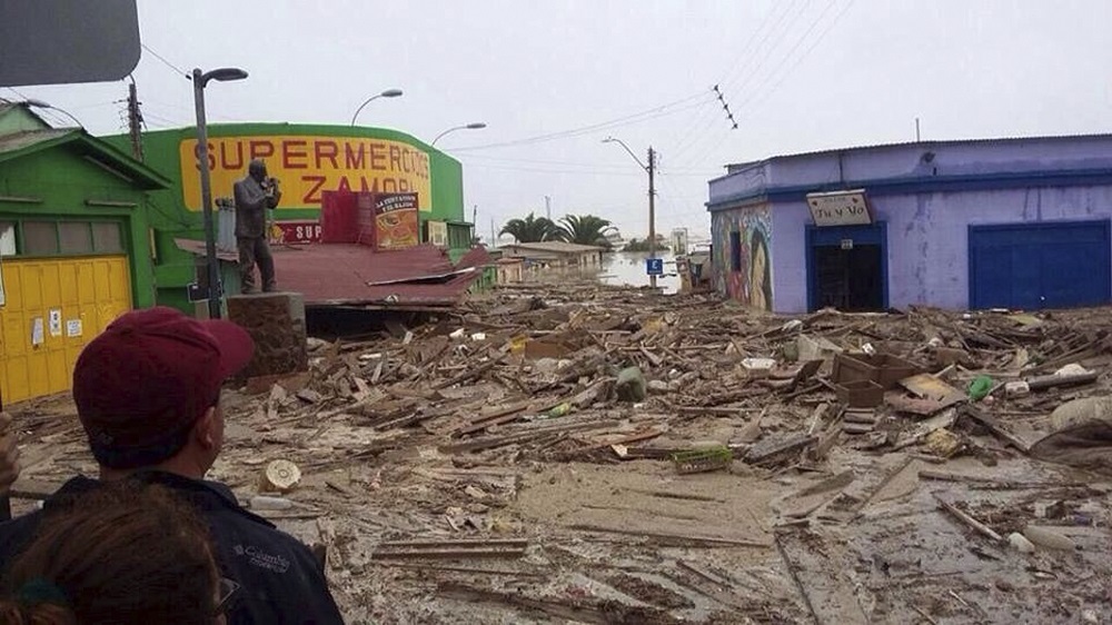 Monitorean calidad de aire en Copiapó y toman muestras de agua en bahía de Chañaral