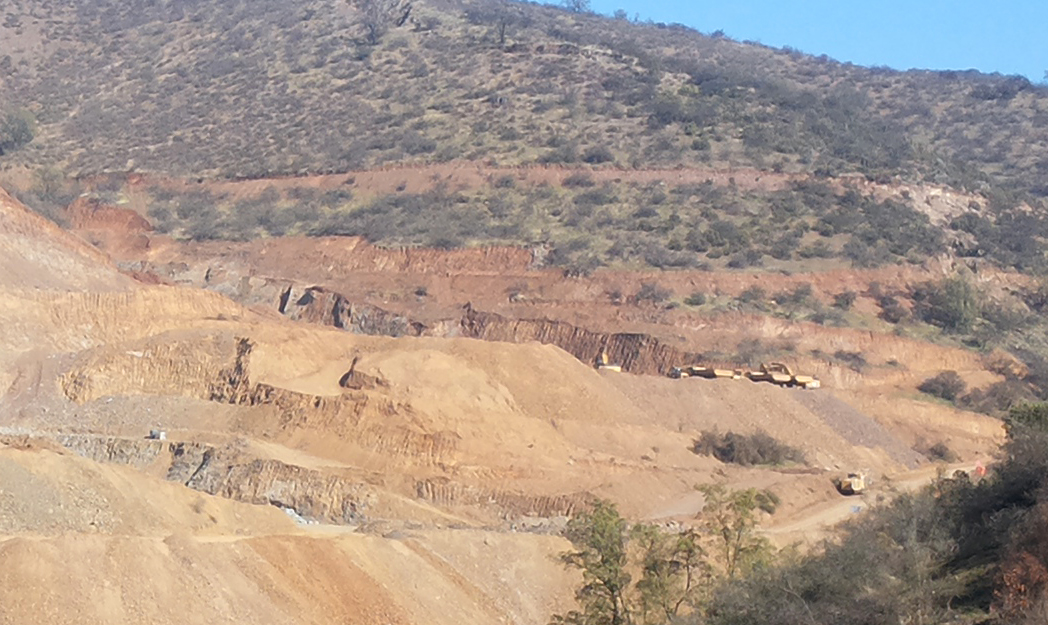 Quebrada de la Plata: Un esfuerzo comunitario que se sobrepone a la destrucción