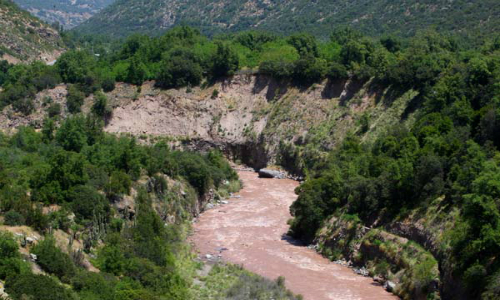 Gener fija condiciones para nuevo contratista en Alto Maipo y atrasa plazos