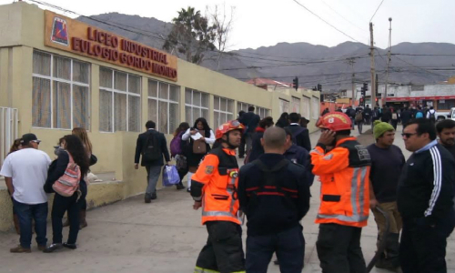 Alumnos de liceo ponen denuncia en la Super de Medio Ambiente