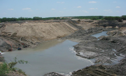 Exigen al gobierno que rechace las tronaduras en minería del carbón