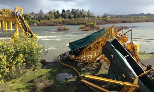 Tribunal Ambiental ordena paralizar retiro de vagones desde el río Toltén