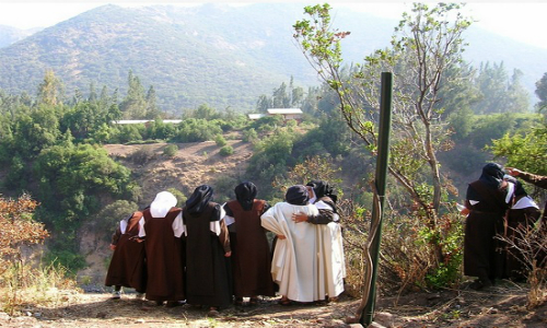 La ofensiva de las Carmelitas Descalzas contra la central hidroeléctrica El Canelo