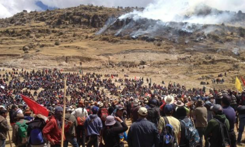 Perú: continúa bloqueada vía alternativa de proyecto minero Las Bambas