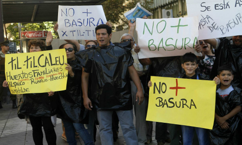 Iglesia Católica interviene en conflicto en Til Til acrecentando nueva crisis del Gobierno