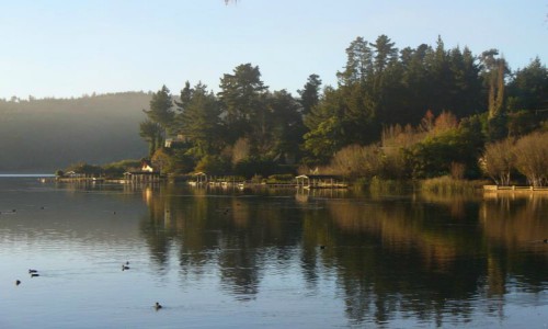 Firman inédito acuerdo para la protección de la cuenca  del Lago Vichuquén