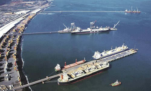 Copec proyecta levantar dos terminales marítimos para combustibles en Coronel