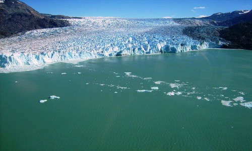 El glaciar O’Higgins también pierde masa de hielo