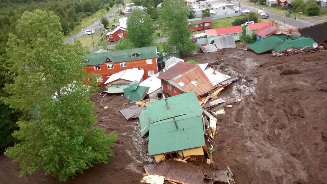 Experto explica los 8 fenómenos que provocaron el aluvión en Villa Santa Lucía