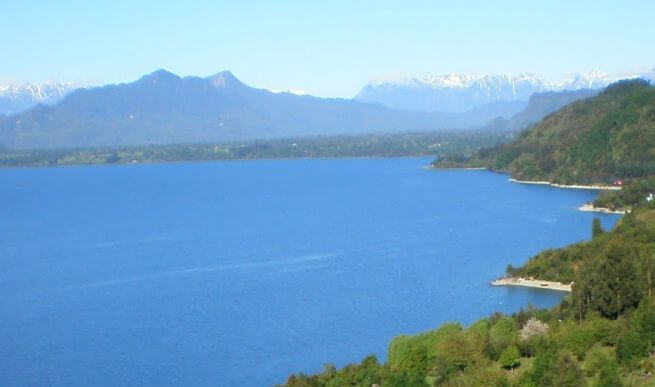 Pisciculturas en cuenca de Lago Ranco preocupan a su comunidad y autoridades