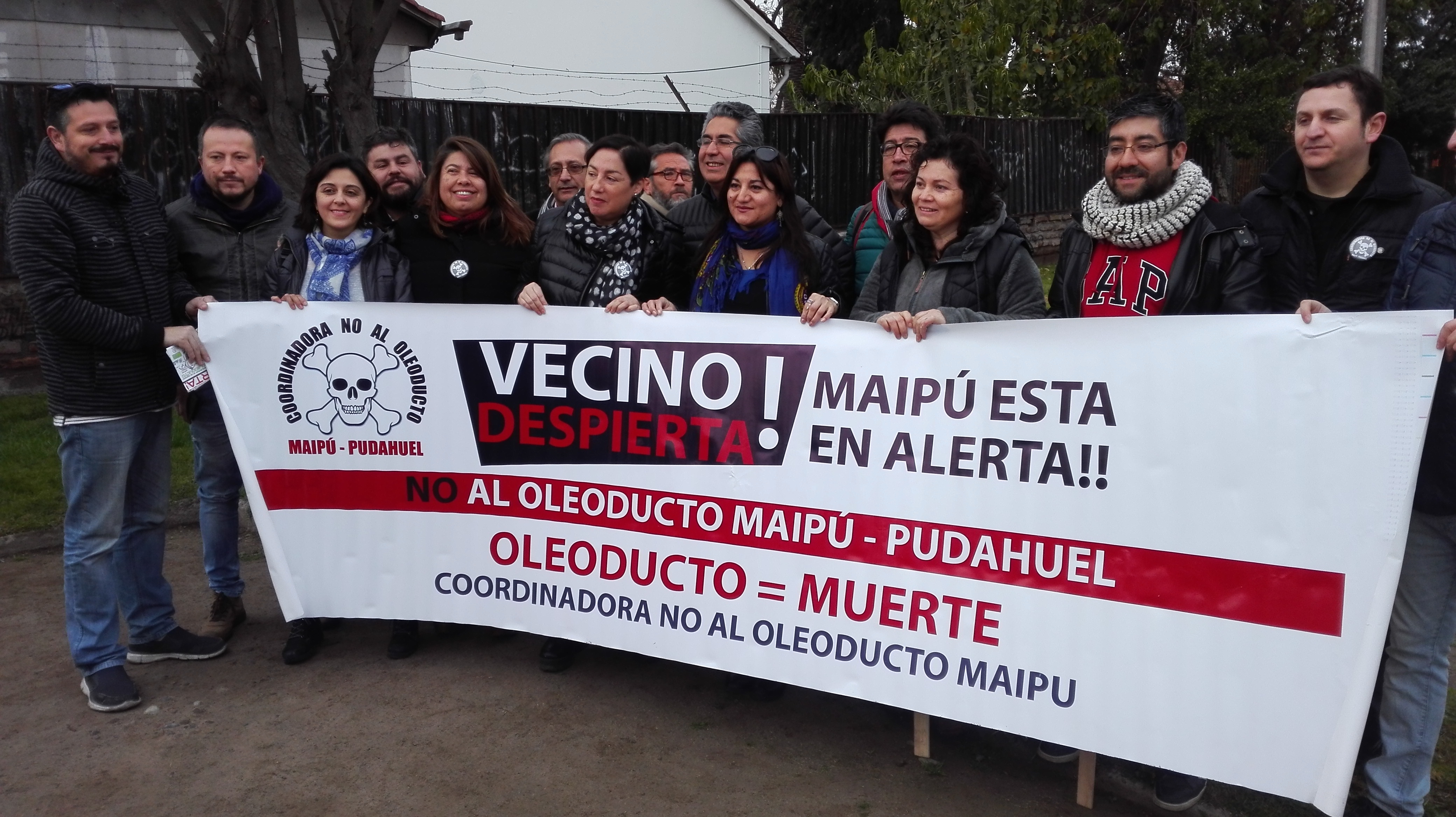 Petroleras se enfrentan con municipio de Maipú por instalación de oleoducto
