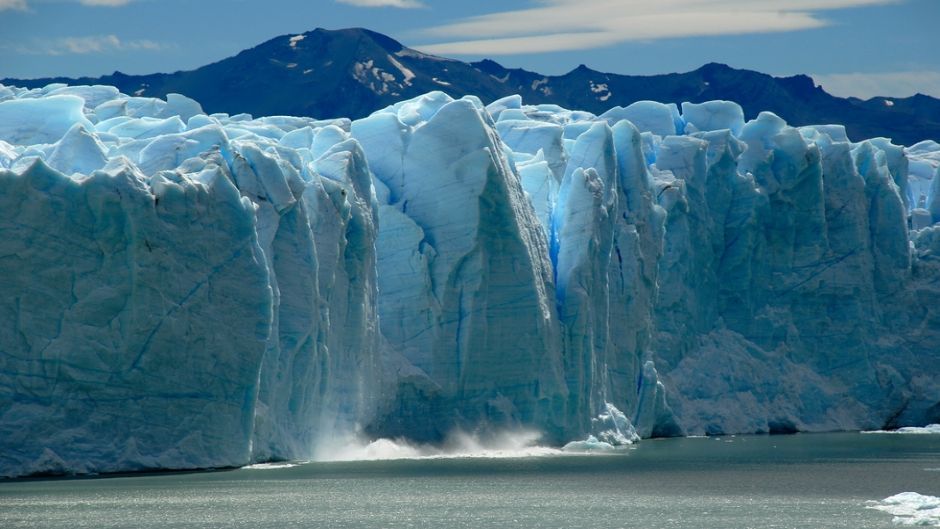 Ejecutivo evalúa dos alternativas para protección de glaciares