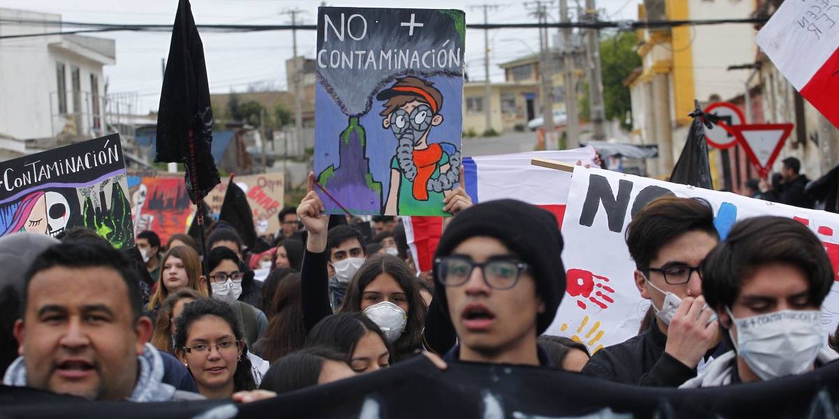 Alumnos de Puchuncaví rendirán PSU en Zapallar por crisis ambiental