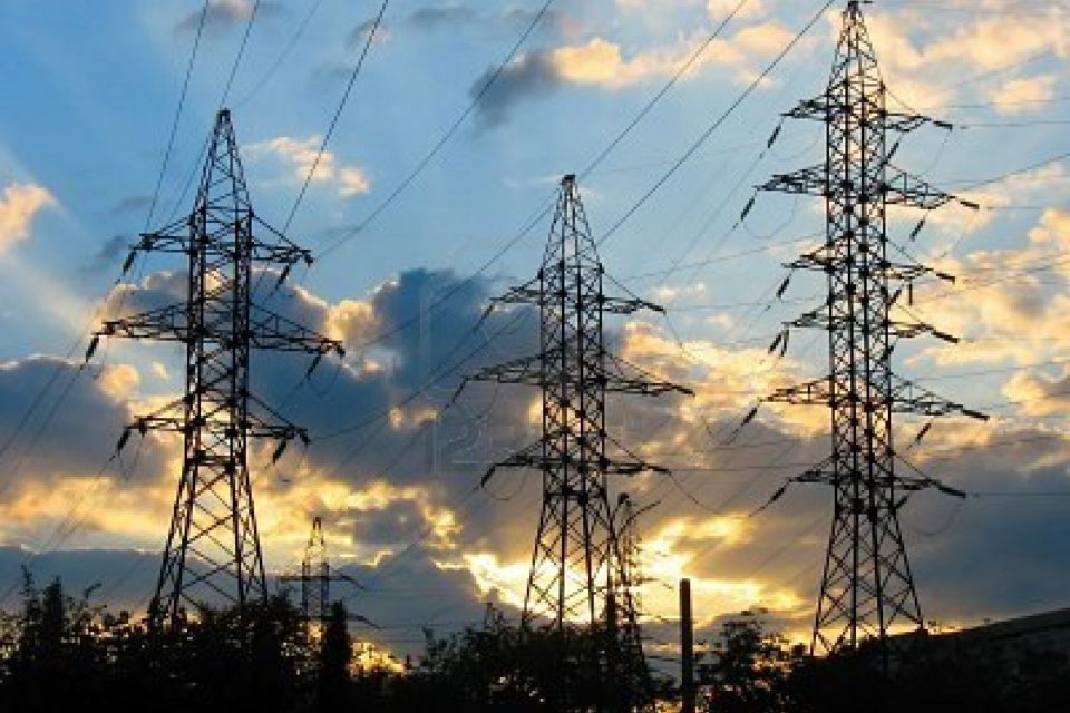 Grupo Said, Juan Claro y familia Garcés venden Energía Llaima a grupo eléctrico canadiense