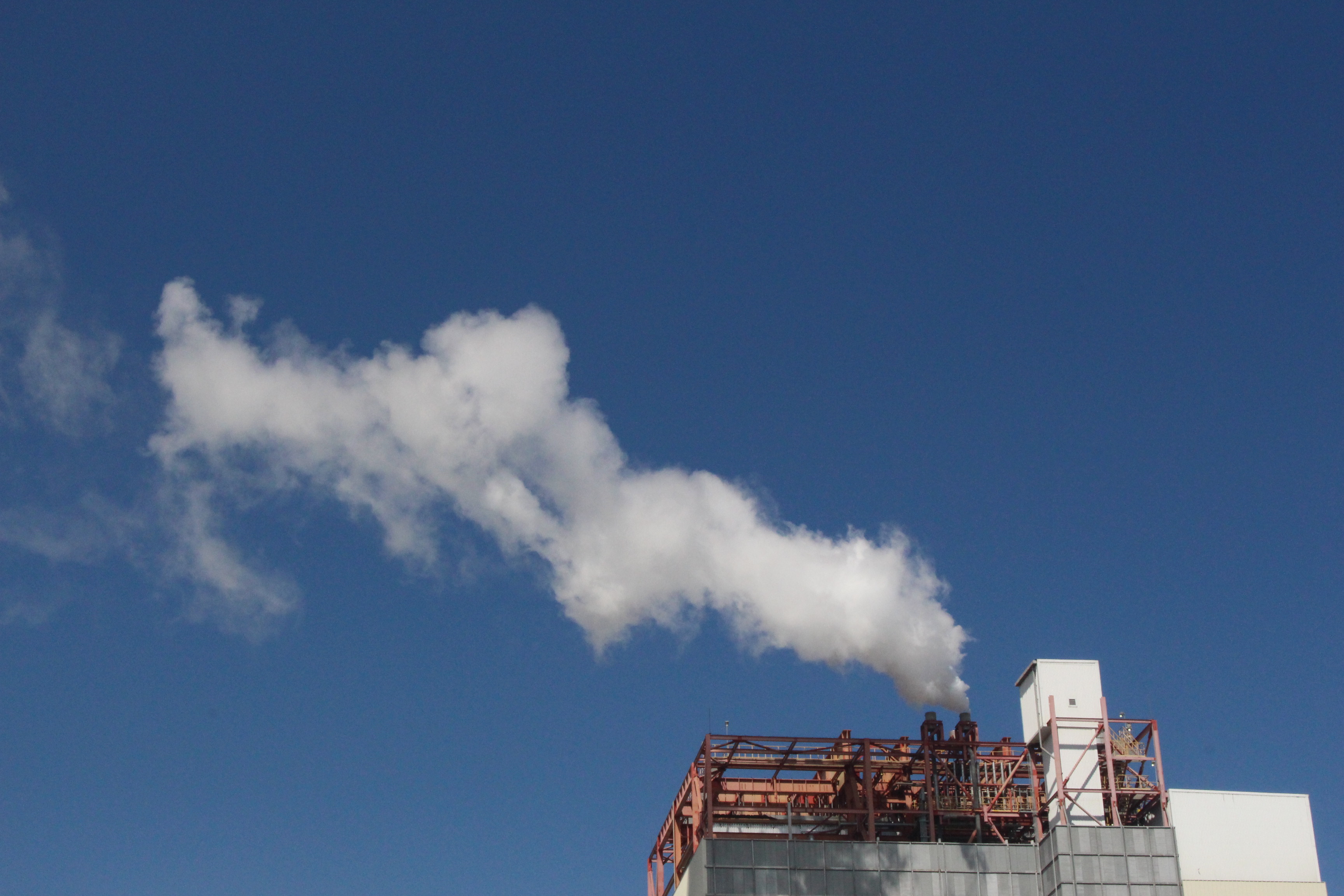 Carbón y diésel hacen de Energía el sector más contaminante del país