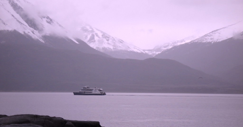 Sernapesca sobre salmonera que opera ilegalmente en Magallanes: “Están en causal de caducidad”