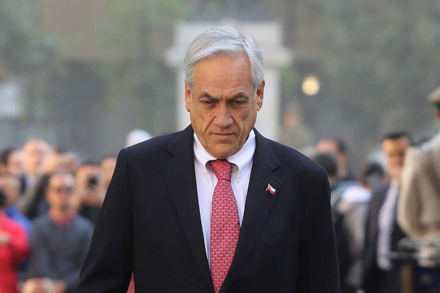 Piñera aseguró que revisarán todas las plantas productoras de agua en Chile