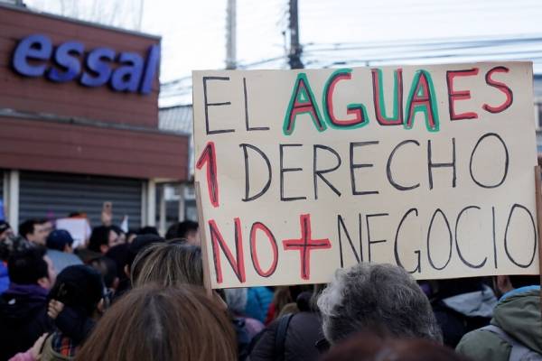 Desconfianza de osorninos en tomar agua crece tras hallazgo de coliformes en estanque de SAPU