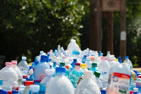 Todos los envases plásticos serían reciclables, reutilizables o compostables al 2025 en Chile