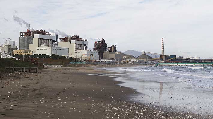 Contaminación en Quintero: Gobierno sanciona a tres empresas por intoxicaciones de 2018