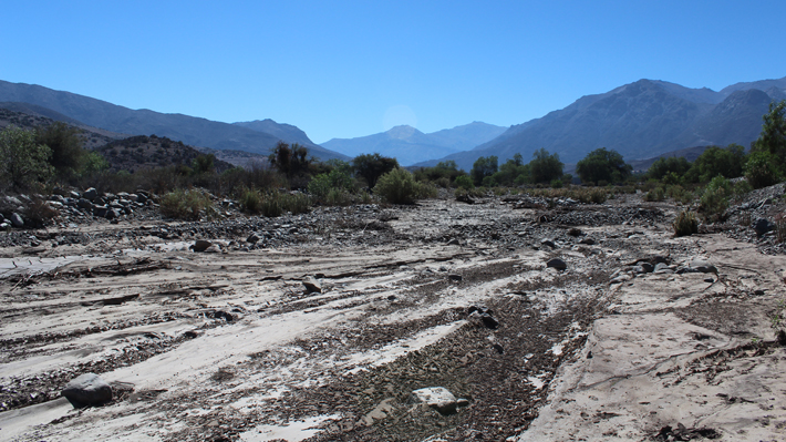 Déficit de agua caída en la RM llega al 72% en lo que va del año y puede convertirse en el más seco desde 1950