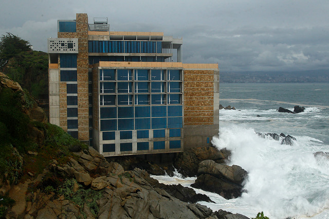 Hotel Punta Piqueros sufre nuevo revés tras fallo de la Corte Suprema: permisos son ilegales