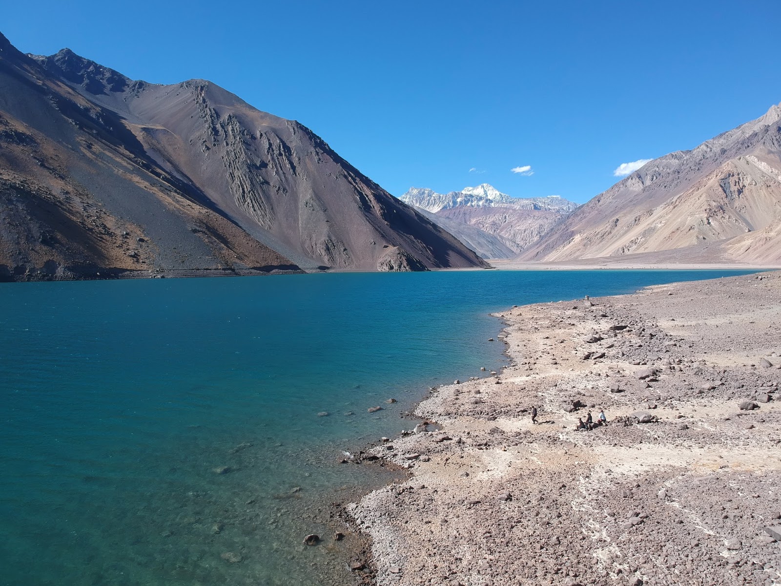 Doce lagos andinos de Chile están en riesgo de desaparecer si no se protegen