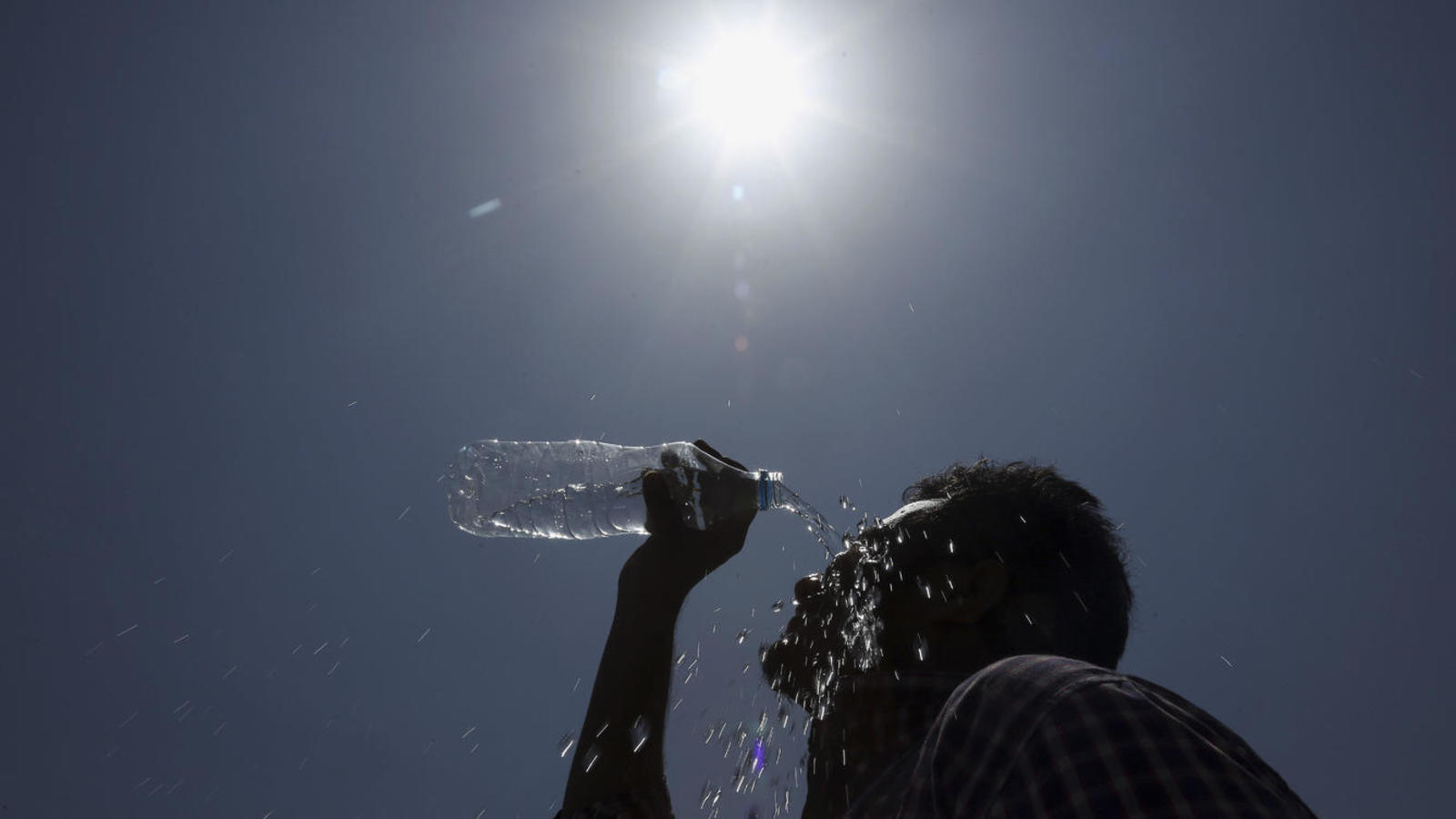 Olas de calor afectarán a siete regiones en medio de paro de brigadistas de la Conaf