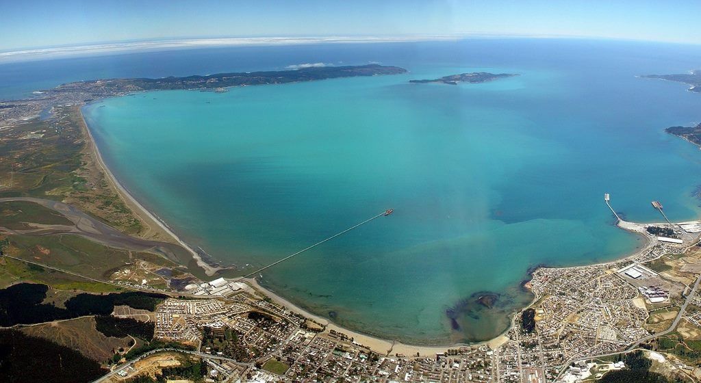 Suspenden alegatos en el Tribunal Ambiental por recursos en contra de proyecto GNL Talcahuano