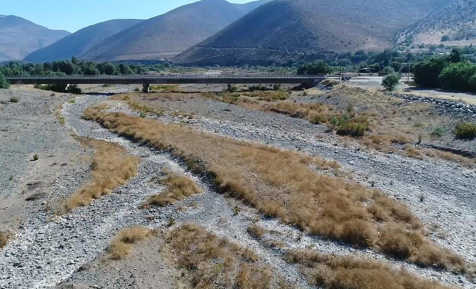Activista de Petorca denuncia omisión del Estado en garantizar acceso al agua y saneamiento para zonas de escasez hídrica