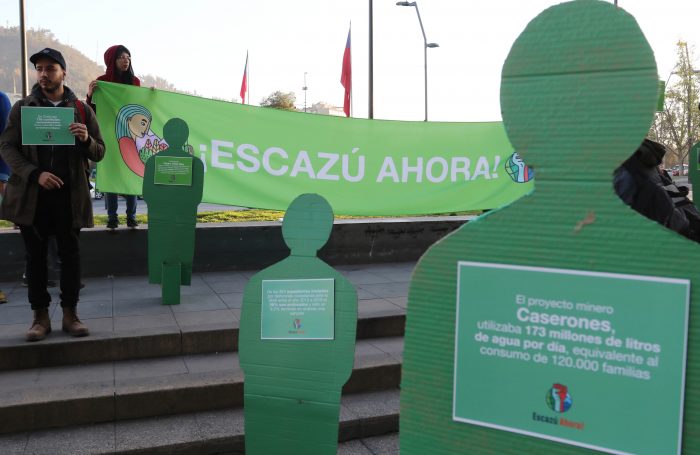 Jóvenes protagonizan jornada de protesta en apoyo a la firma del Acuerdo de Escazú en Chile