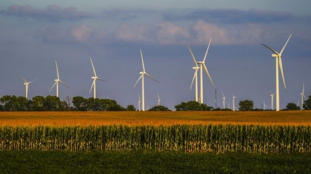 Energías renovables: qué son los hidrógenos verde, azul y negro (y por qué se invierten miles de millones en 2 de ellos)