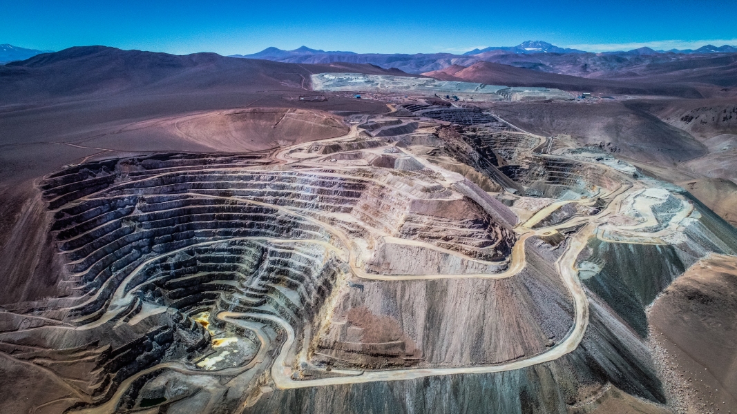 Grandes mineras arremeten contra el royalty y advierten efectos negativos en inversión