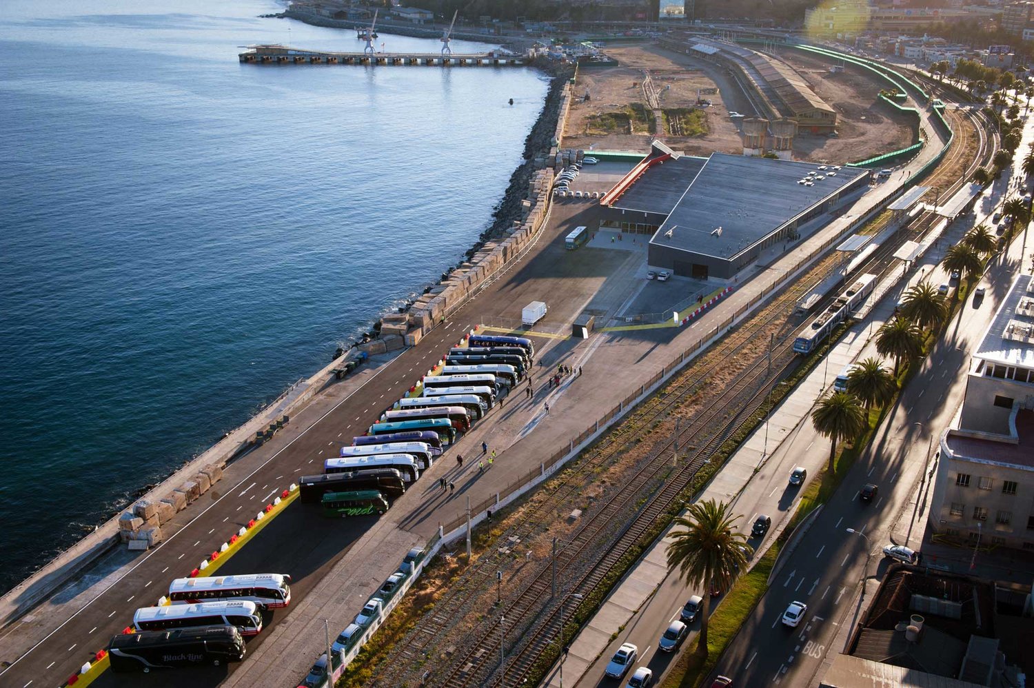 Ordenan investigar obras del terminal VTP en Valparaíso por posible elusión al sistema ambiental