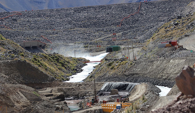 AES Andes alcanza utilidad de US$ 121 millones y reporta avance de 99% de proyecto Alto Maipo