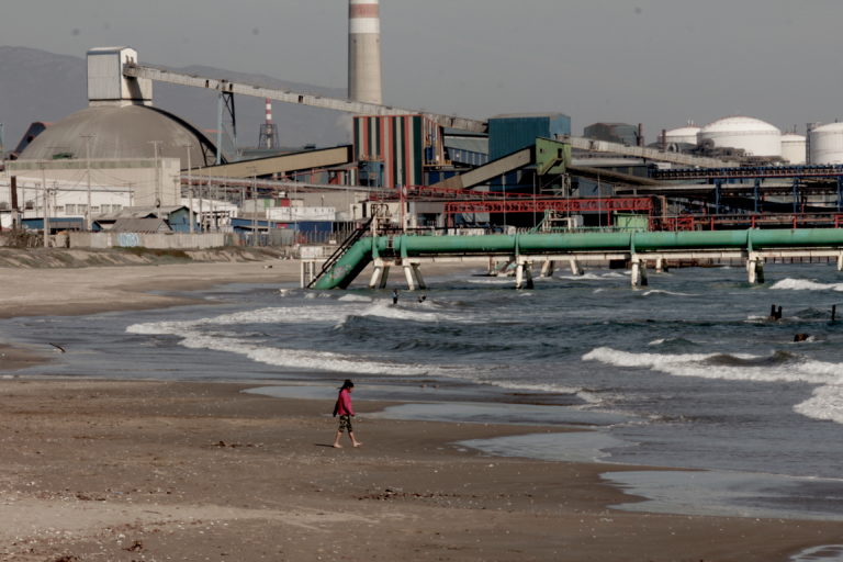 AES Gener adelanta el cierre de la operación de sus termoeléctricas en Ventanas