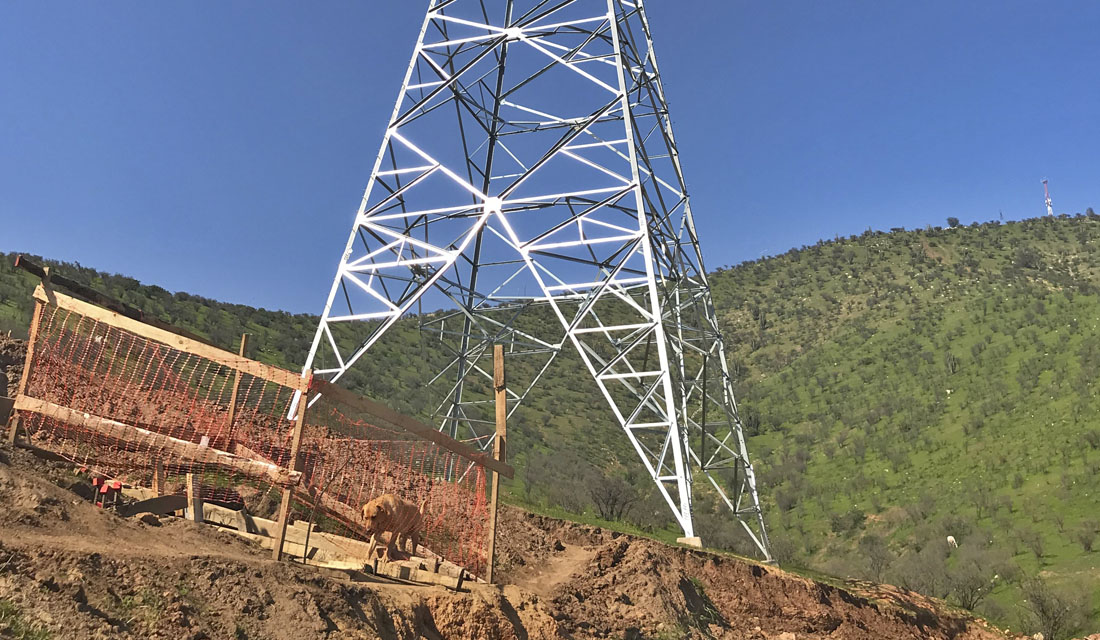 Las torres de alta tensión que sacuden a Melipilla