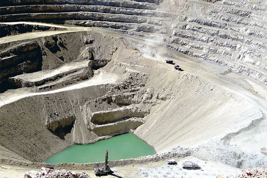 Codelco compromete baja del 70% en emisiones de carbono a 2030