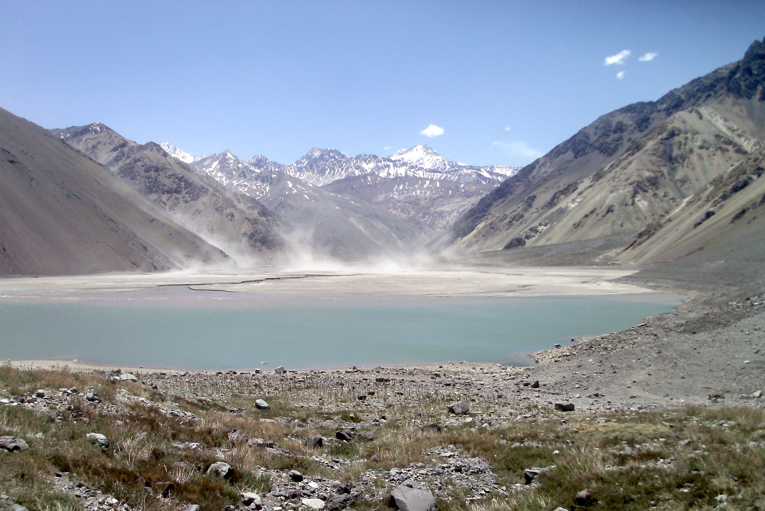 Orrego analiza acciones legales por desvío de aguas desde Embale El Yeso a Alto Maipo