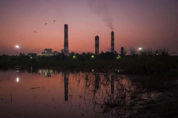Líderes del G-20 rebajan sus ambiciones de “relegar el carbón a la historia” a una semana de la COP