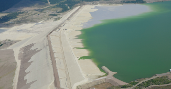 El avance de las montañas tóxicas: cada 30 horas se depositan relaves en Chile equivalentes al cerro Santa Lucía